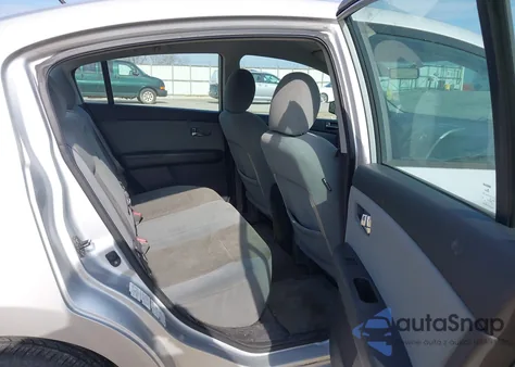 2010 Nissan Sentra 2.0S from USA, damaged, VIN 3N1AB6AP1AL600370